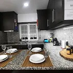 Apimonte House A Bragança